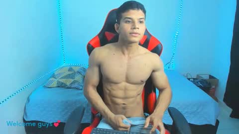 oliver thompsson online show from February 3, 12:47 am