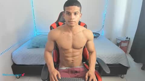 oliver thompsson online show from March 29, 10:10 pm