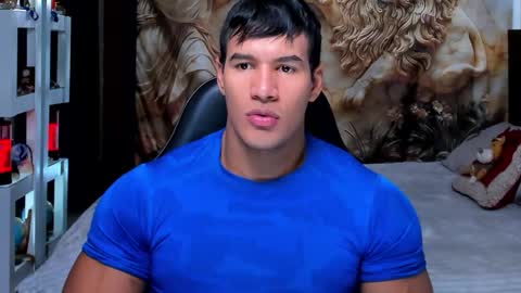 oliver_tommy online show from November 8, 1:22 pm