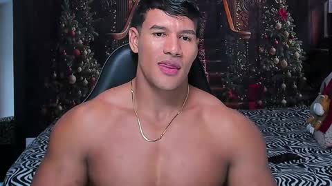 oliver_tommy online show from December 20, 1:23 am