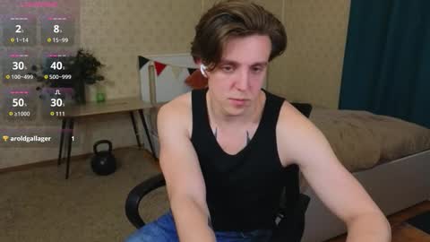 Snapshot of oliver_travis chatting on September 13, 1:49 am Oliver Evans online show from September 13, 1:49 am