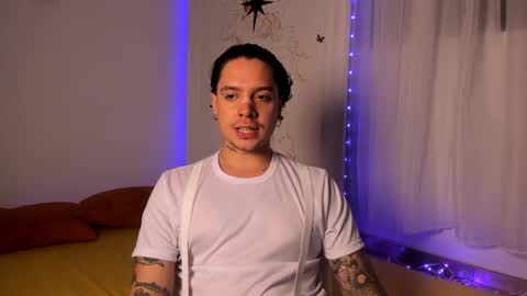 Mr Blue Sky online show from December 2, 12:30 am