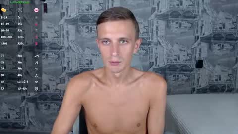 Snapshot of oliverfresh chatting on July 3, 9:05 am Oliver online show from July 3, 9:05 am