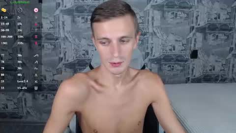 Snapshot of oliverfresh chatting on July 20, 9:12 am Oliver online show from July 20, 9:12 am