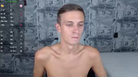 Snapshot of oliverfresh chatting on July 21, 9:33 am Oliver online show from July 21, 9:33 am