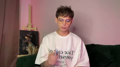 oliverlawrence online show from July 2, 3:40 pm
