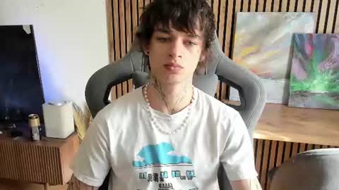 oliverrgroove online show from July 1, 6:26 am