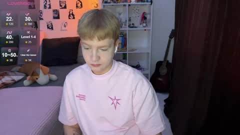 oliver online show from October 4, 12:25 pm