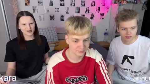 oliver online show from February 1, 6:06 pm