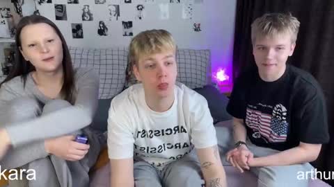 oliver online show from March 7, 3:31 pm