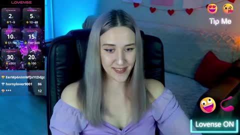 olivia_daze online show from September 12, 11:04 pm