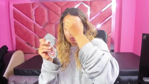  OLIVIA  online show from February 13, 3:18 am