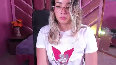  OLIVIA  online show from April 10, 3:01 am