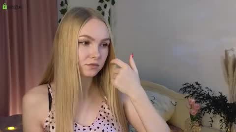 Oliva online show from January 13, 6:57 pm