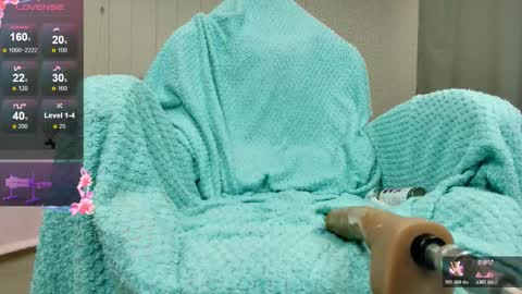 Olivia Hi guys Follow me  online show from January 15, 12:37 am