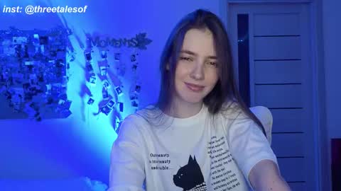 Snapshot of olivia_lily chatting on February 12, 7:09 pm olivia_lily online show from February 12, 7:09 pm