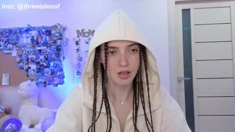 Snapshot of olivia_lily chatting on February 25, 10:08 pm olivia_lily online show from February 25, 10:08 pm