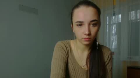 Snapshot of olivia_oliv chatting on December 9, 8:55 am Olivia online show from December 9, 8:55 am