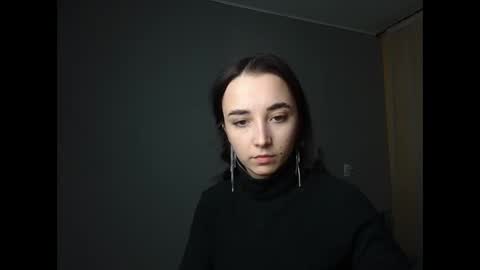 Snapshot of olivia_oliv chatting on February 17, 11:42 pm Olivia online show from February 17, 11:42 pm