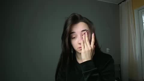 Snapshot of olivia_oliv chatting on March 3, 1:31 pm Olivia online show from March 3, 1:31 pm