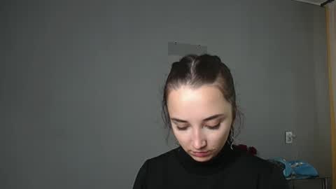 Snapshot of olivia_oliv chatting on October 12, 10:03 am Olivia online show from October 12, 10:03 am