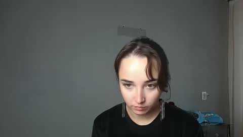 Snapshot of olivia_oliv chatting on October 20, 12:16 pm Olivia online show from October 20, 12:16 pm