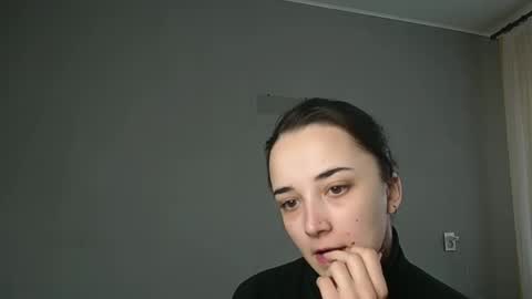 Olivia online show from February 22, 1:31 pm