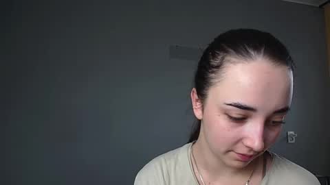 Olivia online show from March 28, 12:05 pm