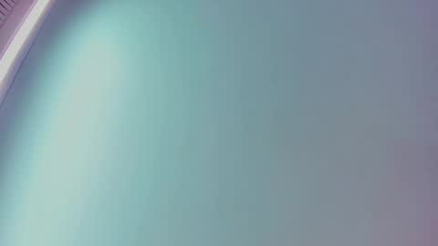 Snapshot of olivia_pretty_ chatting on February 13, 1:40 am olivia_pretty_ online show from February 13, 1:40 am