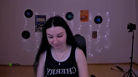 Snapshot of olivia_rage chatting on February 25, 9:30 am Sweet Olivia online show from February 25, 9:30 am