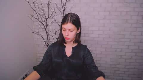 Olivia online show from January 3, 4:59 pm