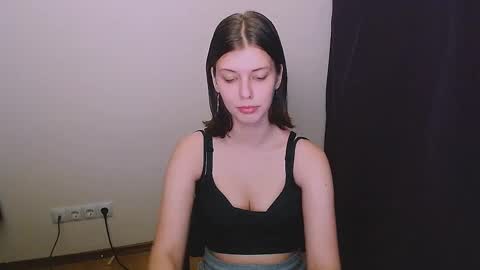 Olivia online show from January 10, 2:34 pm