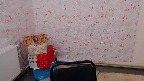 Olivia online show from February 25, 6:09 pm