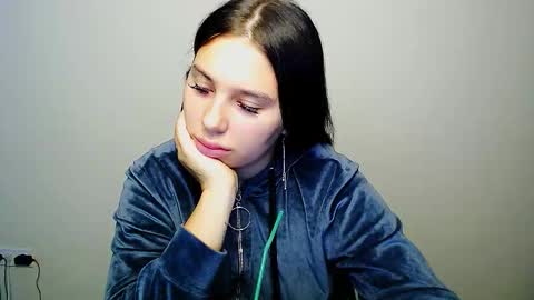 Olivia online show from October 4, 3:59 am