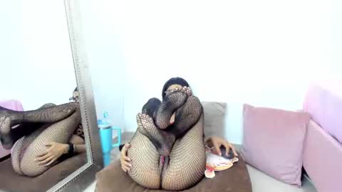 Snapshot of olivia_stevens_ chatting on June 11, 8:18 pm Olivia online show from June 11, 8:18 pm