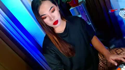 Miss OLIVIA online show from September 28, 4:01 pm