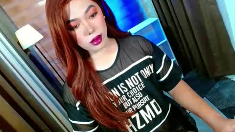 Miss OLIVIA online show from April 17, 9:01 am