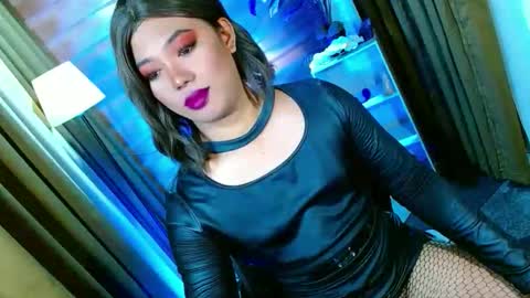 Miss OLIVIA online show from May 16, 6:21 am