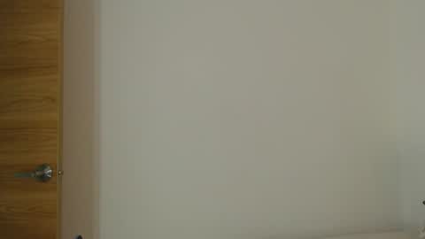 Snapshot of olivia_valentti chatting on June 15, 12:35 am Olivia online show from June 15, 12:35 am