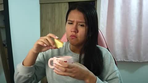 Olivia online show from January 15, 12:21 pm