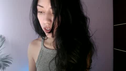 Snapshot of oliviaaa__ chatting on May 20, 4:57 pm oliviaaa__ online show from May 20, 4:57 pm