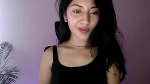 Snapshot of oliviaaa__ chatting on May 22, 5:07 pm oliviaaa__ online show from May 22, 5:07 pm