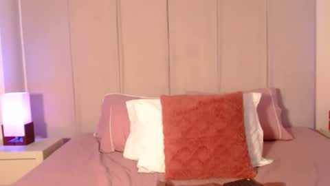 My name is olivia but can you call me Oli online show from January 21, 4:48 pm