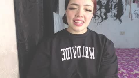 oliviabluee10 online show from November 27, 4:58 am