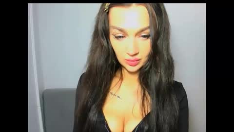 Snapshot of oliviadirty chatting on March 24, 10:53 am OliviaDirty online show from March 24, 10:53 am