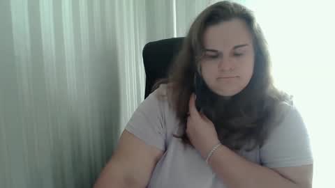 OliviaErmesx online show from September 22, 6:37 am