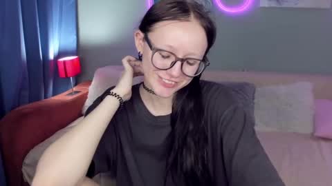 Snapshot of oliviagorgeous chatting on June 4, 12:11 pm OliviaGorgeous online show from June 4, 12:11 pm