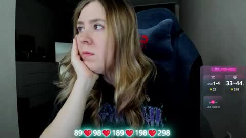 . online show from February 7, 4:38 am