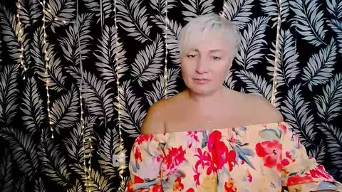 Kelly online show from October 17, 11:35 am