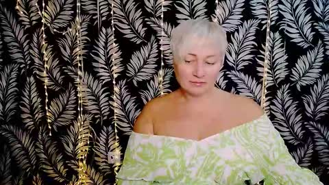 Kelly online show from October 19, 11:22 am